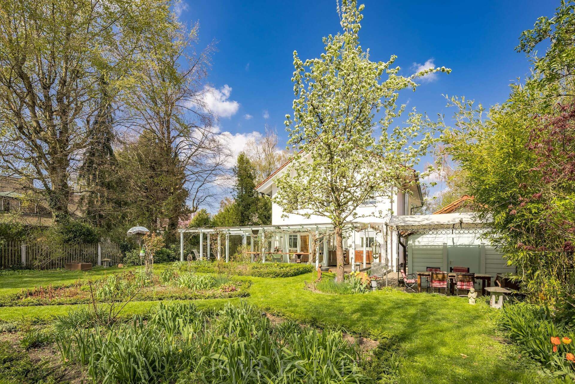 Haus mit Garten